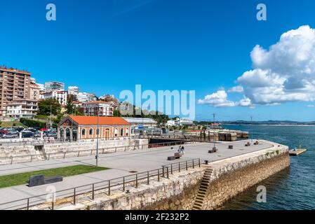 Santander, Espagne - 13 septembre 2020 : vue sur le quai de Gamazo, un ancien quai pour la construction de navires Banque D'Images
