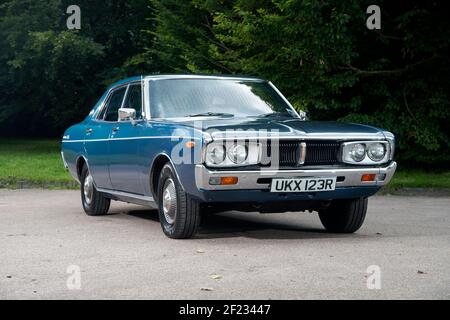 Berline japonaise 1977 Datsun 200L Banque D'Images