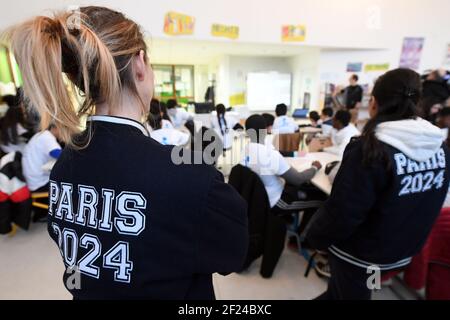 Présidente du Comité paralympique français Marie-Amélie Lefur pendant la semaine olympique et paralympique au Collège Dora Maar, à Saint Denis, France, le 4 février 2019 - photo Philippe Millereau / KMSP / DPPI Banque D'Images