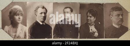 Cinq portraits de chanteurs et d'acteurs (vraisemblablement) : Berthon et quatre inconnus. Partie d'un album amateur français avec photos de France, d'Algérie, de Palmyra, de l'exposition universelle de 1900 et du français célèbre. Banque D'Images