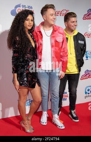 Londres, Royaume-Uni. 8 décembre 2018. Vick Hope, Roman Kemp, Sonny Jay pendant la première journée du Jingle Bell ball 2018 de la capitale avec Coca-Cola à l'O2 Arena, Londres Banque D'Images