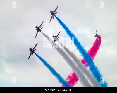 Red Arches Display Team 50ème anniversaire à l'aéroport de Biggin Hill Banque D'Images