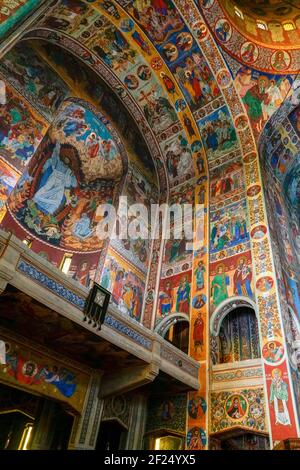 TARGU MURES, TRANSYLVANIE/ROUMANIE - SEPTEMBRE 17 : vue intérieure décorative de la cathédrale de l'Ascension à Targu Mures Transylvanie R. Banque D'Images