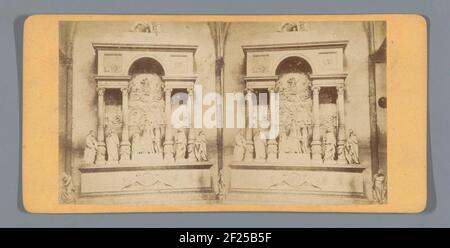 Monument de la tombe de Titien à la Basilique de Santa Maria Gloriosa dei Frari à Venise .. Banque D'Images