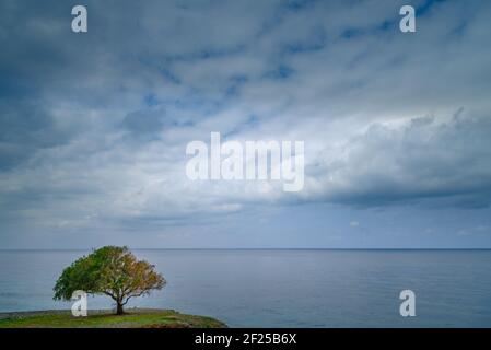 Vue sur le village grec traditionnel de Milatos, Crète, Grèce. Banque D'Images
