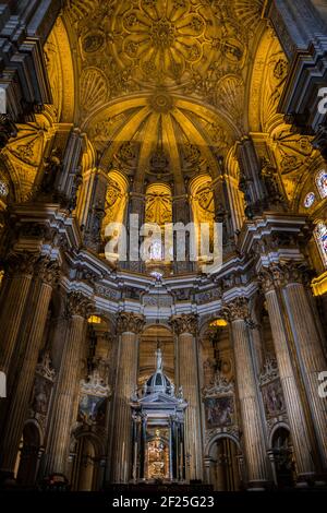 Vue de l'intérieur de la cathédrale de l'Incarnation à Malaga Banque D'Images