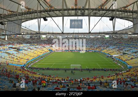 Vue panoramique de l'intérieur du légendaire stade Maracanã lors de la coupe du monde 2014 à Rio de Janeiro, Brésil. Banque D'Images