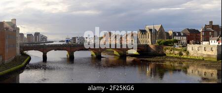 Panorama du nouveau pont, construit en 1978, Ayr, Ayrshire, Écosse Banque D'Images