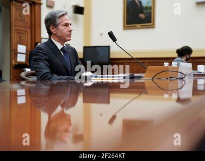 Washington, États-Unis. 10 mars 2021. Le secrétaire d'État américain, Antony Blinken, témoigne devant le Comité des affaires étrangères de la Chambre des communes sur les priorités de l'Administration Biden en matière de politique étrangère des États-Unis à Capitol Hill le mercredi 10 mars 2021 à Washington. Photo par Ken Cedeno/Pool/Sipa USA crédit: SIPA USA/Alay Live News Banque D'Images