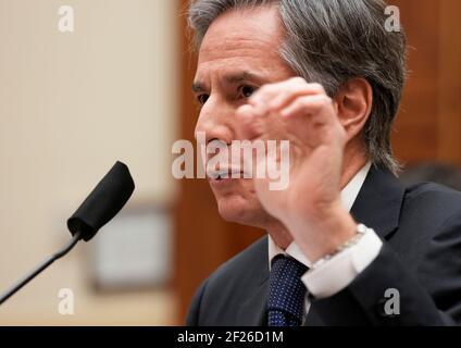 Washington, États-Unis. 10 mars 2021. Le secrétaire d'État américain, Antony Blinken, témoigne devant le Comité des affaires étrangères de la Chambre des communes sur les priorités de l'Administration Biden en matière de politique étrangère des États-Unis à Capitol Hill le mercredi 10 mars 2021 à Washington. Photo par Ken Cedeno/Pool/Sipa USA crédit: SIPA USA/Alay Live News Banque D'Images