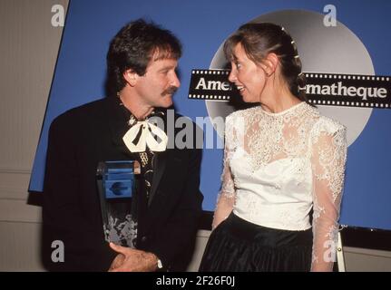 Robin Williams et Shelley Duvall lors de l'American Cinemateque Moving Picture ball - 6 mai 1988 à Century Plaza Hotel à Los Angeles, Californie crédit: Ralph Dominguez/MediaPunch Banque D'Images