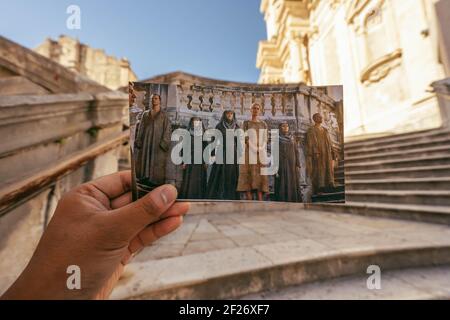 Dubrovnik, Croatie - 23 août 2020 : photo de scène TV obtenue à la scène réelle prise dans la vieille ville des étapes jésuites Banque D'Images