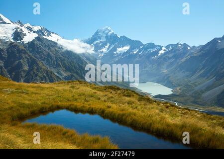 Tarns de Sealy, Aoraki / Mt Cook, et Hooker Valley, Aoraki / Parc national de Mount Cook, South Island, Nouvelle-Zélande Banque D'Images