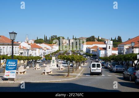 Rue principale de Vila vicosa à Alentejo, Portugal Banque D'Images