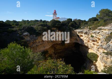 Farol de Alfanzina Phare paysage en Algarve, Portugal Banque D'Images