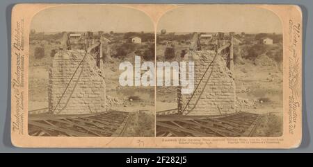 Handiwork des Boers en retraite, détruit les ponts ferroviaires au-dessus de la rivière Vet - campagne de Lord Roberts, S.A.. Banque D'Images