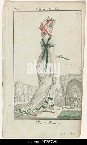 Journal des Dames et des modes, Costume parisien, 22 septembre 1799, an 7, (159.) : vue de Tivoli.Woman, vue à moitié sur le dos, marchant dans les jardins de Tivoli, vêtu d'une robe à carreaux. Ruban étiré à l'arrière, zoom décoré avec un motif géométrique. Manches courtes et résistance. Accessoires: Chapeau décoré de fleurs, rotor, chaussures plates avec nez pointu. Elle tient son Gon de la main droite. L'imprimé fait partie du magazine de mode Journal des Laden et DES Moldes, publié par Pierre de la Mésangère, Paris, 1797-1839. Banque D'Images