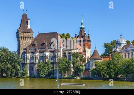 Le château de Vajdahunyad, Budapest, Hongrie Banque D'Images
