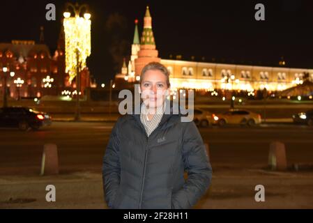 Moskau, Russie. 10 mars 2021. Alice Weidel, chef du groupe parlementaire de l'AfD, se trouve près du Kremlin, dans le centre de Moscou. Ce jeudi, Weidel et ses collègues de faction Schlund et Bystron veulent rencontrer les responsables du vaccin. Crédit : Ulf Mauder/dpa/Alay Live News Banque D'Images
