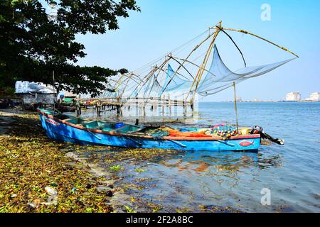 Filets de pêche chinois, Kochi, Cochin, Kerala, Inde Banque D'Images