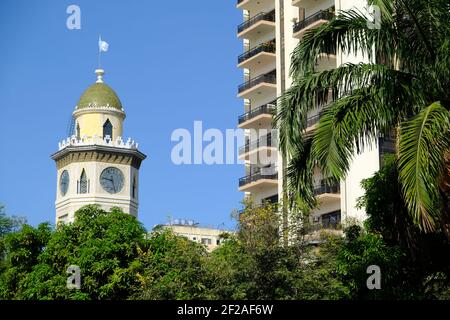 Equateur Guayaquil - Torre Morisca avec une tour d'horloge à dôme Banque D'Images