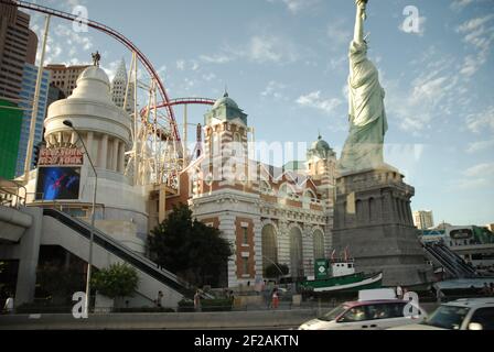 LA, ÉTATS-UNIS - 07 septembre 2007 : une scène de rue de la zone de strip à Las Vehas Nevada Banque D'Images