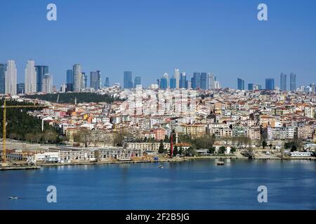 L'urbanisation sauvage est un grand problème pour metropolis comme Istanbul city Banque D'Images