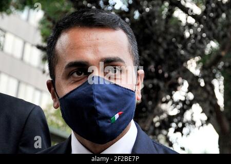 Le ministre italien Luigi Di Maio, lors d'une visite à Caserta pour rencontrer la population et ses partisans, en vue des élections régionales et du référent Banque D'Images