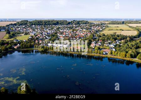 Moehnesee, Allemagne. 17 septembre 2020. Le petit village de Guenne à côté du lac Moehnesee près d'Arnsberg (Allemagne), 17 septembre 2020. Credit: dpa/Alay Live News Banque D'Images