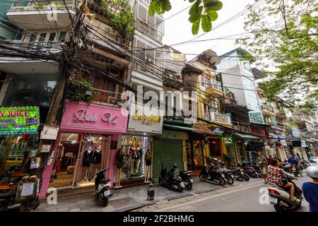 Maisons du centre-ville de Hanoi au Vietnam Banque D'Images