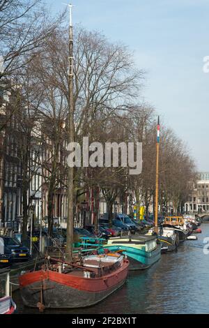 Barges sur Keizersgracht, Amsterdam, pays-Bas. Banque D'Images