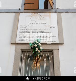 Udine, Italie. 3 mars 2021. Vue extérieure de la maison de naissance de la photographe Tina Modotti dans le centre-ville Banque D'Images