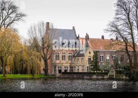 Brugge, Belgique; 24 janvier 2020: Lac d'amour en ville Banque D'Images