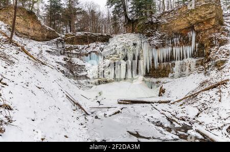 Tiffany Falls Ancaster Ontario Canada en hiver Banque D'Images