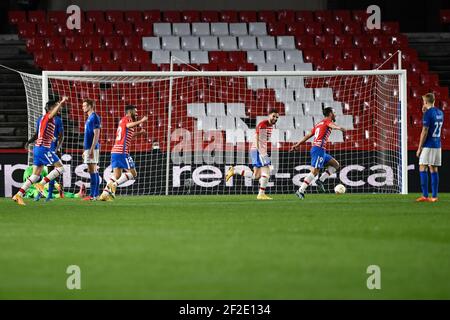 Grenade, Espagne. 11 mars 2021. Les joueurs de Granada CF célèbrent un but lors de l'UEFA Europa League Round of 16 First Leg One Match entre Granada CF et Molde FK à l'Estadio Nuevo Los Carmenes.(final Score; Granada CF 2:0 Molde FK) Credit: SOPA Images Limited/Alay Live News Banque D'Images