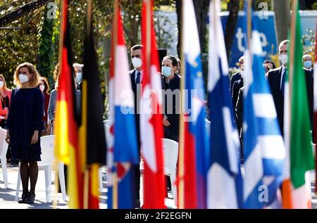 Le roi Felipe VI d'Espagne assiste à l'acte de reconnaissance et de souvenir de toutes les victimes du terrorisme, dans le cadre de la commémoration de la Journée européenne des victimes du terrorisme dans les jardins du palais royal le 11 mars 2021 à Madrid, en Espagne. Photo par Archie Andrews/ABACAPRESS.COM Banque D'Images