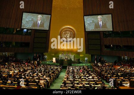 Le Président George W. Bush s'adresse au Siège de l'Organisation des Nations Unies à New York. Banque D'Images