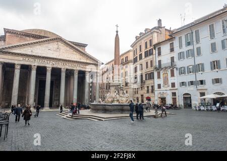 Piazza della Rotonda à Rome, Italie Banque D'Images