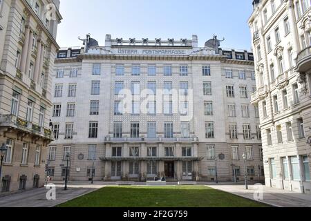 VIENNE, AUTRICHE - 23 FÉVRIER 2021 : bâtiment historique de la banque autrichienne d'épargne postale. Conçu par Otto Wagner (1841-1918), terminé en 1906. Banque D'Images