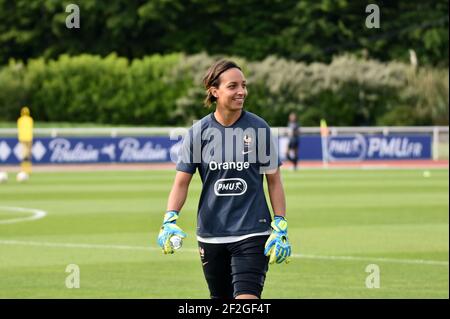 Sarah Bouhaddi pendant la session de formation de l'équipe de football de la France féminine, préparation de la coupe du monde de la Femme 2019 le 23 mai 2019 à Clairefontaine près de Paris, France - photo Melanie Laurent / A2M Sport Consulting / DPPI Banque D'Images