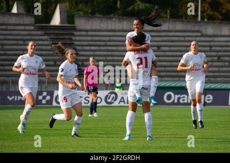 Valerie Gauvin de Montpellier Herault Sport Club célèbre le but avec Sakina Karchaoui de Montpellier Herault Sport Club lors du championnat de France des femmes D1 Arkema match de football entre Paris FC et Montpellier le 26 octobre 2019 au Stade Interpart Robert Bobin à Bondoufle, France - photo Melanie Laurent / A2M Sport Consulting / DPPI Banque D'Images