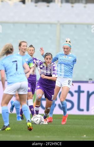 Valery Vigilucci (Fiorentina Femminile)Chloe Kelly (Manchester City Women) Lors du match de l'UEFA 'Women's Champions League 2020 2021 entre Fiorentina Women 0-5 Manchester City Women au stade Artemio Franchi le 11 mars 2021 à Florence, Italie. (Photo de Maurizio Borsari/AFLO) Banque D'Images