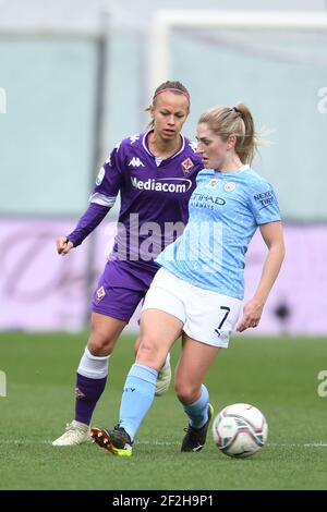 Laura Coombs (Manchester City Women)tephanie Breitner (Fiorentina Femminile) lors du match de l'UEFA 'Women's Champions League 2020 2021 entre Fiorentina Women 0-5 Manchester City Women au stade Artemio Franchi le 11 mars 2021 à Florence, en Italie. Credit: Maurizio Borsari/AFLO/Alay Live News Banque D'Images