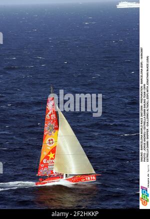 VOILE - BARCELONA WORLD RACE 2007/2008 - PREPARATION - BARCELONE (ESP) - 14/09/2007 PHOTO : JORGE ANDREU / ESTRELLA DAMM ÉQUIPE DE VOILE / DPPI ESTRELLA DAMM / SKIPPER : GUILLERMO ALTADILL (ESP) AVEC JONATHAN MCKEE (ETATS-UNIS) Banque D'Images