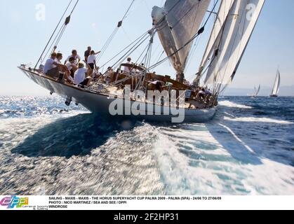 VOILE - MAXIS - MAXIS - LE HORUS SUPERYACHT CUP PALMA 2009 - PALMA (SPA) - 24/06 AU 27/06/09PHOTO : NICO MARTINEZ / MER ET VOIR / DPPI WINDROSE Banque D'Images