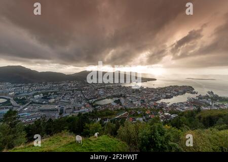 Vue de Floyfjellet sur Bergen, Norvège Banque D'Images