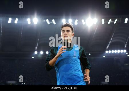Paulo Dybala de Juventus à la fin de l'échauffement avant le championnat italien Serie UN match de football entre SS Lazio et Juventus le 7 décembre 2019 au Stadio Olimpico à Rome, Italie - photo Federico Proietti / DPPI Banque D'Images