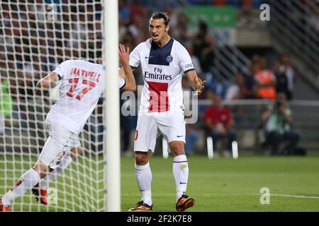 Football - Championnat de France 2013/2014 - L1 - Montpellier HSC / Paris Saint Germain le 09 août 2013 à Montpellier, France - photo Manuel Blondau / AOP Press / DPPI - Zlatan Ibrahimovic Paris Saint Germain fête alors que Maxwel (L) vient de marquer le but égalisateur Banque D'Images