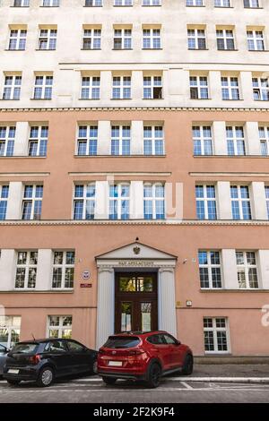 Wroclaw, Pologne - Mai 8 2020 : façade de la cour d'appel Banque D'Images