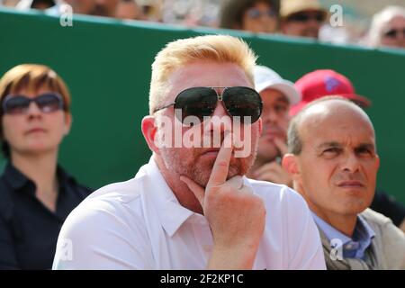 Boris Becker d'Allemagne regarde Novak Djokovic de Serbie pendant l'ATP Monte-Carlo Rolex Masters 2014, Monaco, le 15 avril 2014. Photo Manuel Blondau / AOP PRESSE / DPPI Banque D'Images